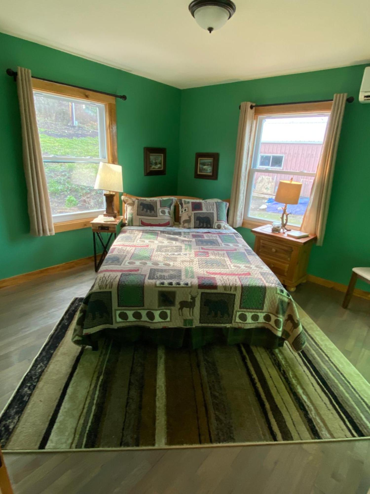 Cabin - Hot Tub - Fire Pit - View - Getaway! Oak Harbor Exterior photo