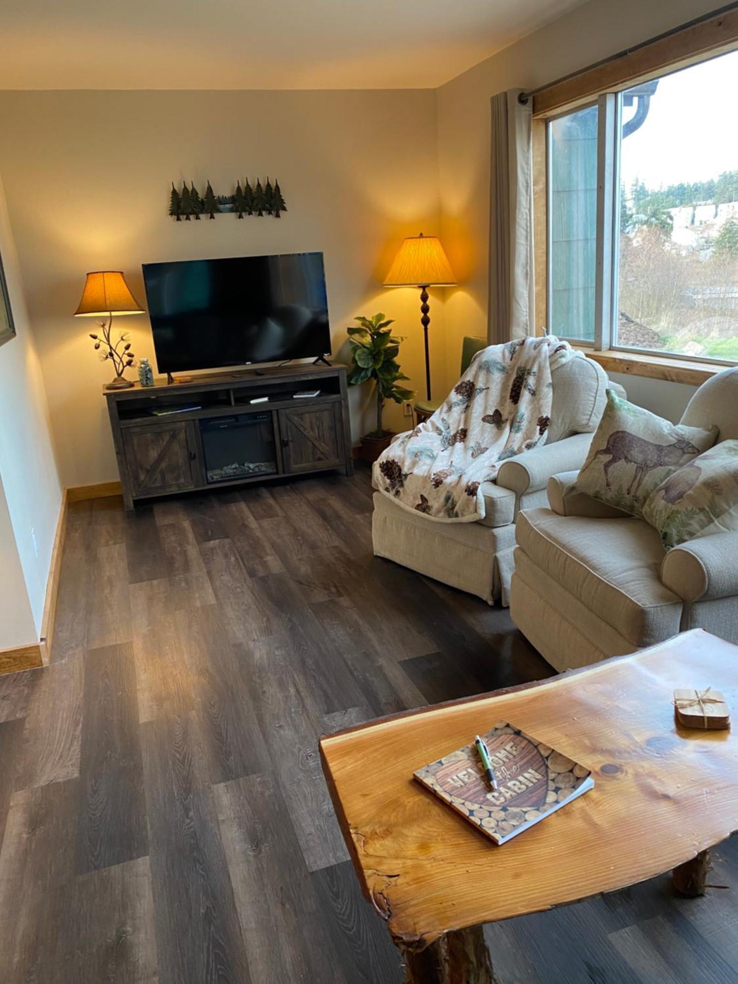 Cabin - Hot Tub - Fire Pit - View - Getaway! Oak Harbor Exterior photo